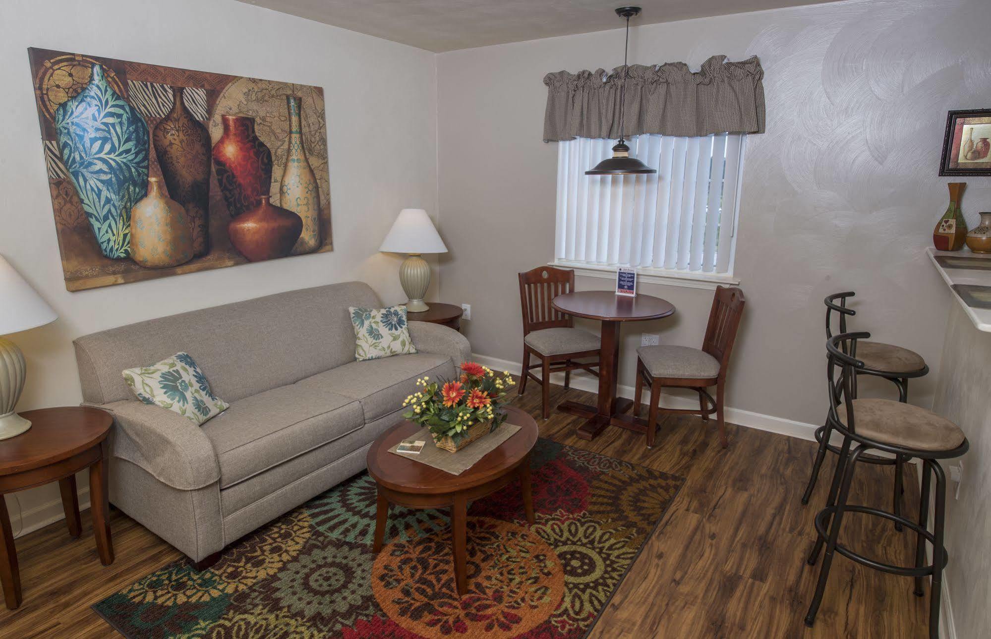 Affordable Corporate Suites Of Линчберг Экстерьер фото