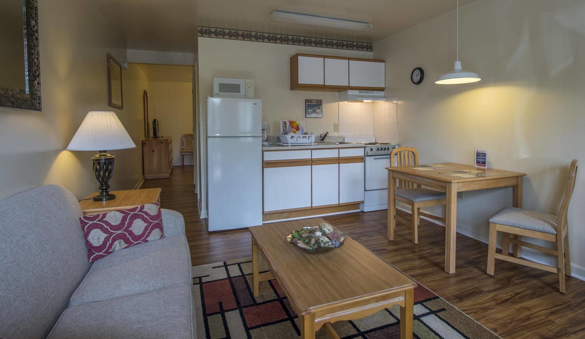 Affordable Corporate Suites Of Линчберг Экстерьер фото