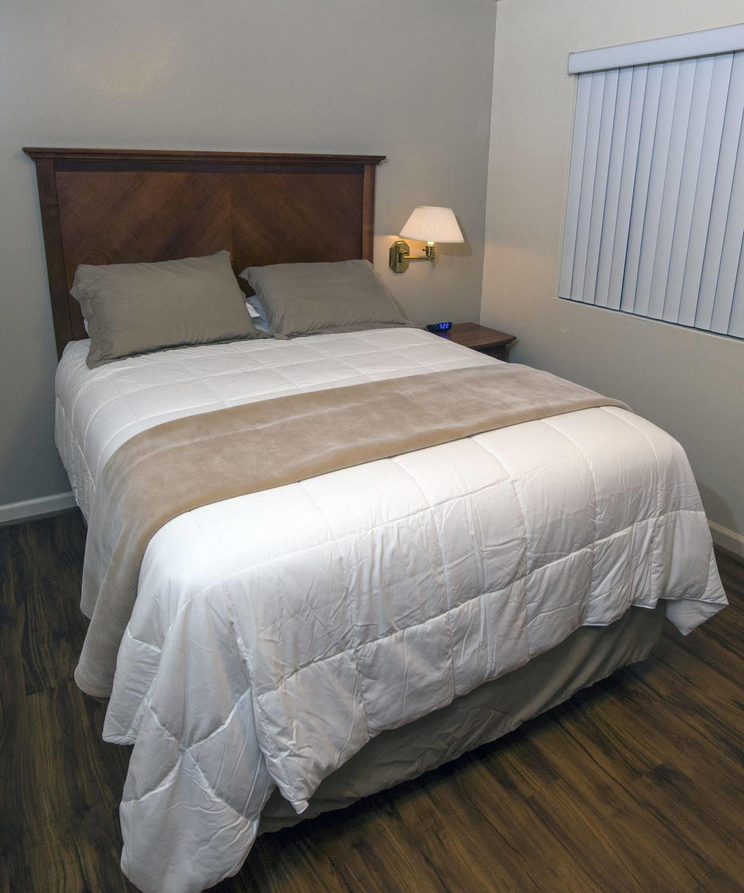 Affordable Corporate Suites Of Линчберг Экстерьер фото